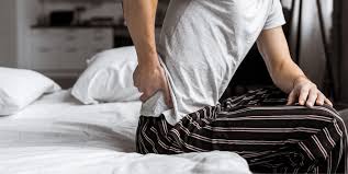 Die matratze muss bei rückenschmerzen sehr fest sein! Npp2tolst4iuhm