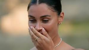 The moment Love Island's Cally Jane Beech breaks down in tears as boyfriend  DJ O'Neal gets down