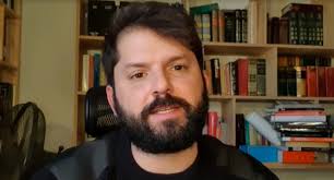 En el contexto de la gira nacional por las primarias presidenciales, el candidato del frente amplio por apruebo dignidad, gabriel boric, visitó la comuna. Boric Explica Que Firma Para Apoyar Su Candidatura Implica Convertirse En Militante De Su Partido Nacional Biobiochile