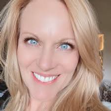 Heather Grace Powers (@HeatherLynnSong)