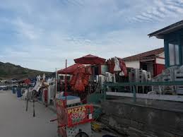 Sente numa das mesas da frente na areia em um dos quiosques e espere a maré subir, fica natureza exuberante! Justica Determina Demolicao De Quiosque Na Praia Das Conchas Folha Dos Lagos