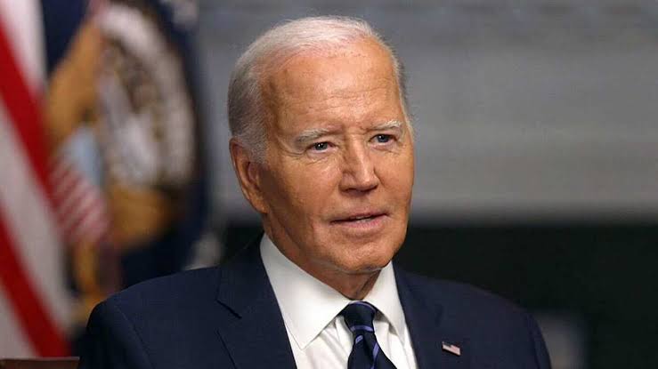 Ông Biden thừa nhận sai lầm khi nói 'đưa Trump vào hồng tâm' - Báo VnExpress