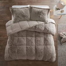 Even the most basic sets typically include a fitted sheet, top sheet, comforter, and pillowcases. Luxury And Glam Bedding Sets Target