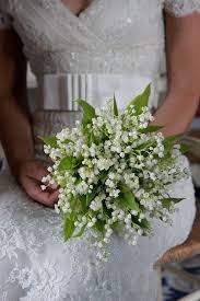 23 Beautiful Wedding Bouquets For Winter Brides Weddingsonline Small Wedding Bouquets Small Bridal Bouquets Lily Of The Valley Bouquet