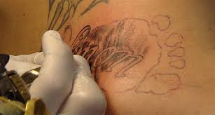 Da henna wird auf die haut aufgetragen werden, dann können sie nicht verhindern, dass die möglichkeit einer allergischen reaktion. Tatowierungen Popularer Trend Radio Karnten