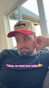 @everyone“Just use Apple Pay”😂😅  #toddler#toddlersoftiktok#toddlers#dadsoftiktok#MomsofTikTok#parenthood#family#babyfever#baby#bab