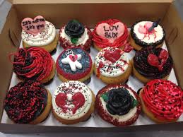 Anti Valentine S Day Cupcakes Valentines Cupcakes Anti Valentines Day Valentine Day Cupcakes
