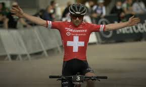 New bike day for nino schurter. Schurter Slips And Flueckiger Sprints Leogang Short Track Xcc Canadian Cycling Magazine