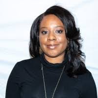 Crystal Dowell's Instagram, Twitter & Facebook