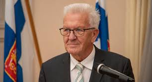Russland hat nach der auftaktniederlage gegen belgien mit einem sieg gegen finnland seine chancen auf den einzug ins achtelfinale gewahrt. Gablenberger Klaus Blog Finnland Skandinavien Verschiedenes