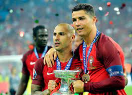 Minute 1:0 und wird minute 1:0 und wird erstmals europameister. Portugal Ist Europameister Duda News