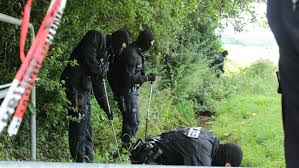 Auf dem weg nach hause wird ein mann brutal überfallen. Rv3hjmz2itsahm