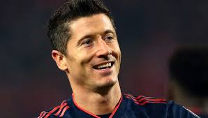 41 617 просмотров 41 тыс. Robert Lewandowski Endlich Wieder Kuscheln Mit Seiner Frau Und Kids Mein Grosstes Gluck Bunte De