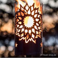 Gartenfackel Sonne Brennt Mit Gewachsten Toilettenpapier Jmfeuer Gartenfackel Fackel Und Garten
