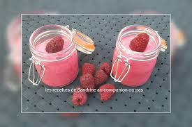 Mousse De Framboises Legere Et Onctueuse Au Companion Thermomix Ou Autres Robots Les Recettes De Sandrine Au Companion Ou Pas