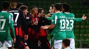 On sofascore livescore you can find all previous werder bremen vs eintracht frankfurt results sorted by their h2h matches. Sv Werder Bremen Eintracht Frankfurt Streit Im Kabinentrakt Nach Dem Bundesligaspiel Eurosport