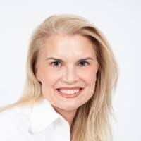 Susan Gladstone's Instagram, Twitter & Facebook