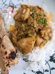 This is a moderately spicy curry. Quick Chicken Curry Just 6 Ingredients Veena Azmanov