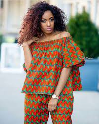 Top 20 Des Plus Belles Tenues En Wax A Porter Tous Les Jours African Maxi Dresses African Fashion Skirts Latest African Fashion Dresses