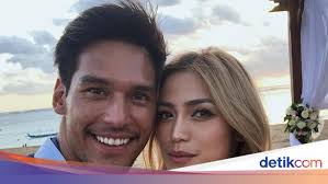 Go Public, Jessica Iskandar dan Richard Kyle Makin Mesra