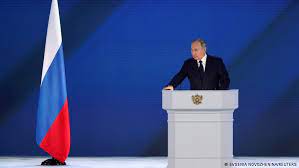 Президент россии владимир путин в эти минуты обращается с посланием к федеральному собранию. Riwp2jkqaykt1m