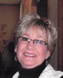 Holly Reeves's Instagram, Twitter & Facebook