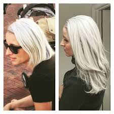2016 Vs 2017 Progress In My Hair Adventure Before Growing Out My Natural Hair In 2015 I Grey Hair Inspiration Natural Hair Styles Gray Hair Growing Out