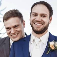 Adria Bechthold and Michael Stender's Wedding Website