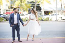 Sweet And Simple Miami Beach Courthouse Wedding Captured By Heather Funk Photography Miami Wedding Courthouse Wedding Miami Beach City