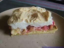 Ein kuchen braucht nicht viel, um dich um den finger zu wickeln. Eischnee Cahama