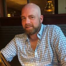 Dustin Dowling's Instagram, Twitter & Facebook