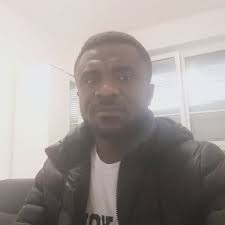 🟢Online 👤(1) Lucia has mentioned you in a comment. (Like to view) See  more…