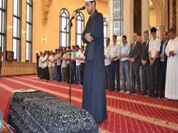 اخبار اليمن>اخبار اليمن الان> الرئيس القائد عيدروس الزُبيدي يؤدي صلاة الجنازة على جثمان فقيد الوطن العميد المناضل عبدالله الحوتري Ø§Ù„Ø£ÙˆÙ‚Ø§Ù ØªÙ‚Ø±Ø± Ø¹ÙˆØ¯Ø© ØµÙ„Ø§Ø© Ø§Ù„Ø¬Ù†Ø§Ø²Ø© Ø¨Ø§Ù„Ù…Ø³Ø§Ø¬Ø¯ Ø§Ù„ÙŠÙˆÙ… Ø¨Ù€9 Ø´Ø±ÙˆØ· Ø§Ù„ÙÙ„Ø§Ø­ Ø§Ù„ÙŠÙˆÙ…
