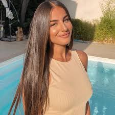Afterwards, kamilla participates in a barbecue at the west house. 285 5 K Mentions J Aime 1 230 Commentaires Kamila Kamilaofficiel Sur Instagram Aid Moubarak Coiffure Cheveux Long Cheveux Long Cheveux