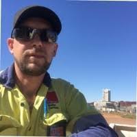 Daniel Binns's Instagram, Twitter & Facebook