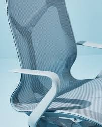 The sophisticated ergonomic design of the cosm office chair by studio 7.5 gives you a new experience of comfort—anywhere you work. Cosm Office Chairs Herman Miller