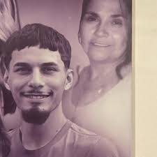 Mona Gale's Instagram, Twitter & Facebook