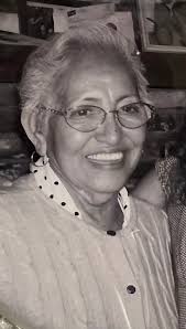 How to create a photo of a deceased person with a living person?