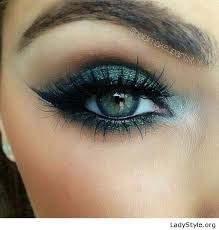 Black And Blue Eyeshadow Black And Green Eye Makeup For Blue Eyes Ladystyle Eye Makeup Makeup For Green Eyes Makeup