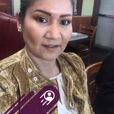 AmberHeard, también aprovecha las ofertas? Sin duda, el rostro de la actriz  lo dijo todo tras ser captada viendo ropa en descuento.😮