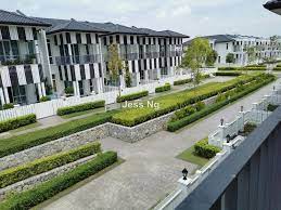 The property is surrounded by prominent. Eco Majestic Mellowood Ecoworld Semenyih Intermediate 2 Sty Terrace Link House 4 Bedrooms For Sale Iproperty Com My