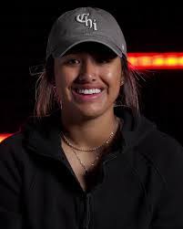 Kayla Abraham's Instagram, Twitter & Facebook