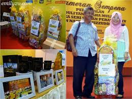 As a designer will always prioritize customer satisfaction, and if there something missing from me, with humility if i have any shortcomings, i will correct itthank you for all your attention. Exhibition 35th Sultan Of Perak Hrh Sultan Nazrin Shah From Emily To You