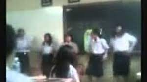 Film paling seram yang wajib kamu tonton berikutnya adalah tuyul part 1. Hantu Seram Di Sekolah Nyata Di Smp 3 Bandung Youtube