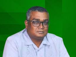 His Excellency Dr Irfaan Ali, a high-level government team and several  private sector heads, met with two Executives from the Qatar Investment  Authority (QIA) — Mr Abdulhadi F A Al-Hajri and Mr