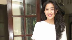 Bawang putih dan bawang merah ini merupakan dua gadis cantik yang memiliki perangai yang berbeza. Ikut Pertunjukan Bawang Merah Bawang Putih Olivia Zalianty Lecet Lecet