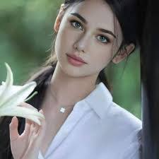 Latisha Martin's Instagram, Twitter & Facebook