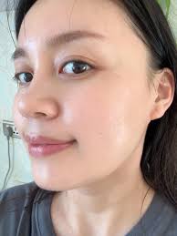 It feels so good to step out or go to work without needing any makeup ^^