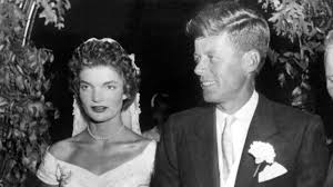 She is the daughter and only surviving child of u.s. Kennedy Witwe Jackie Der Prasident Betrog Sie Mit Ihrer Schwester Stars