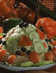 Salade Camarguaise Pour 4 Personnes Recettes Elle A Table Recette Recettes De Cuisine Salade